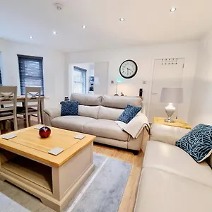 bournemouth-luxury-apartment.bournemouth-hotels.org/